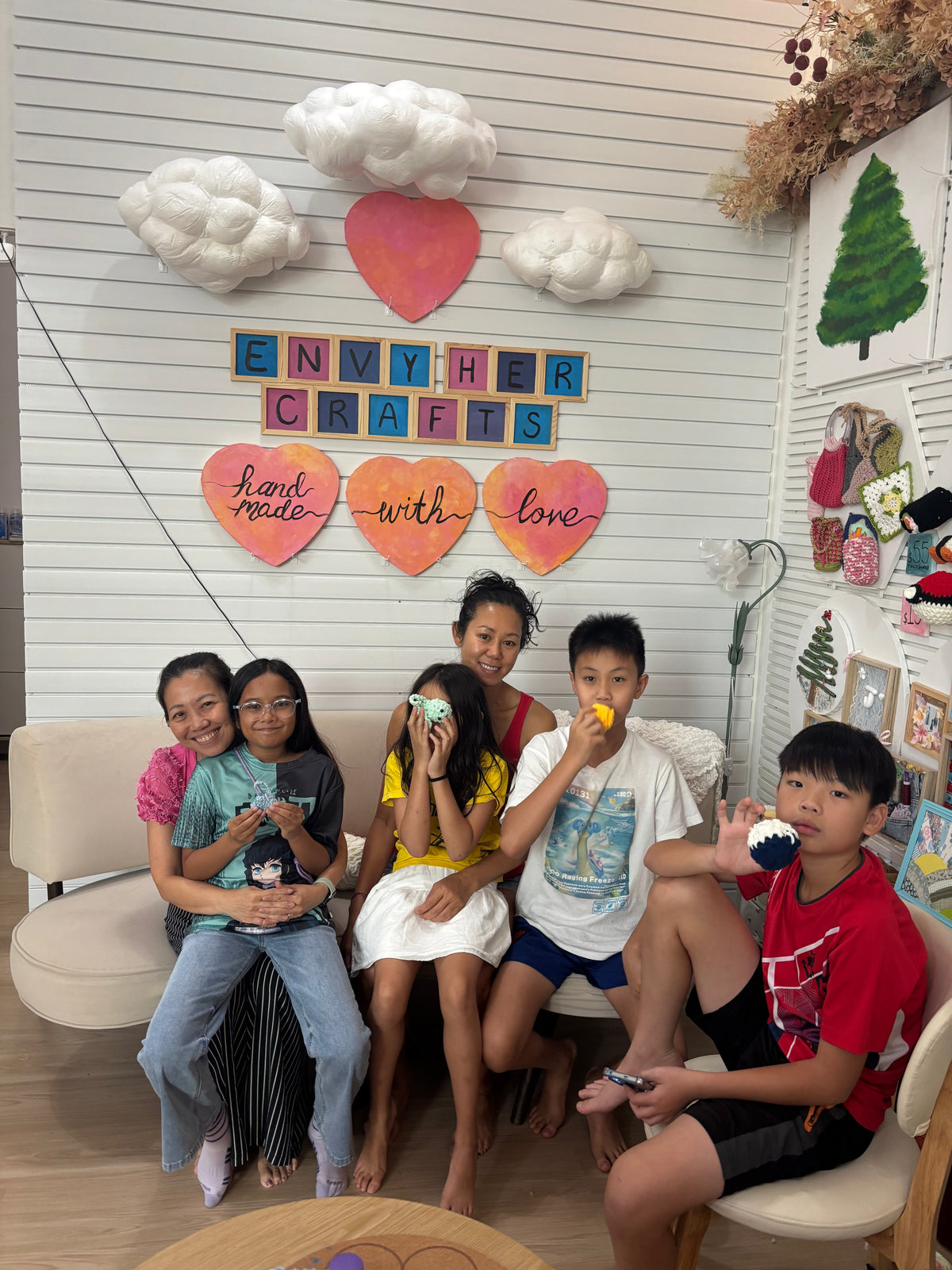Holiday Fun with Friends: A Lively June School Break Gathering & Craft Session!