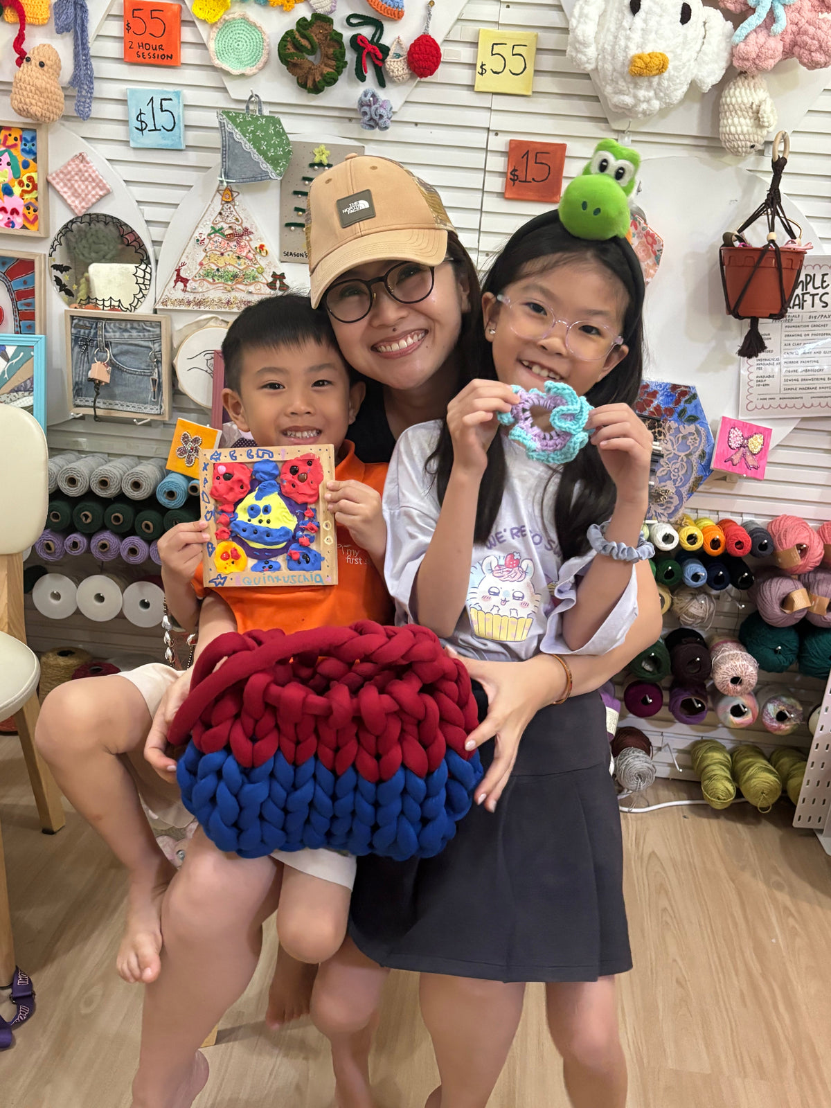 Holiday Memories Made Together: A Heartwarming Mother-and-Children Craft Bonding Session!