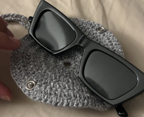 2D Crochet Sunglasses Holder