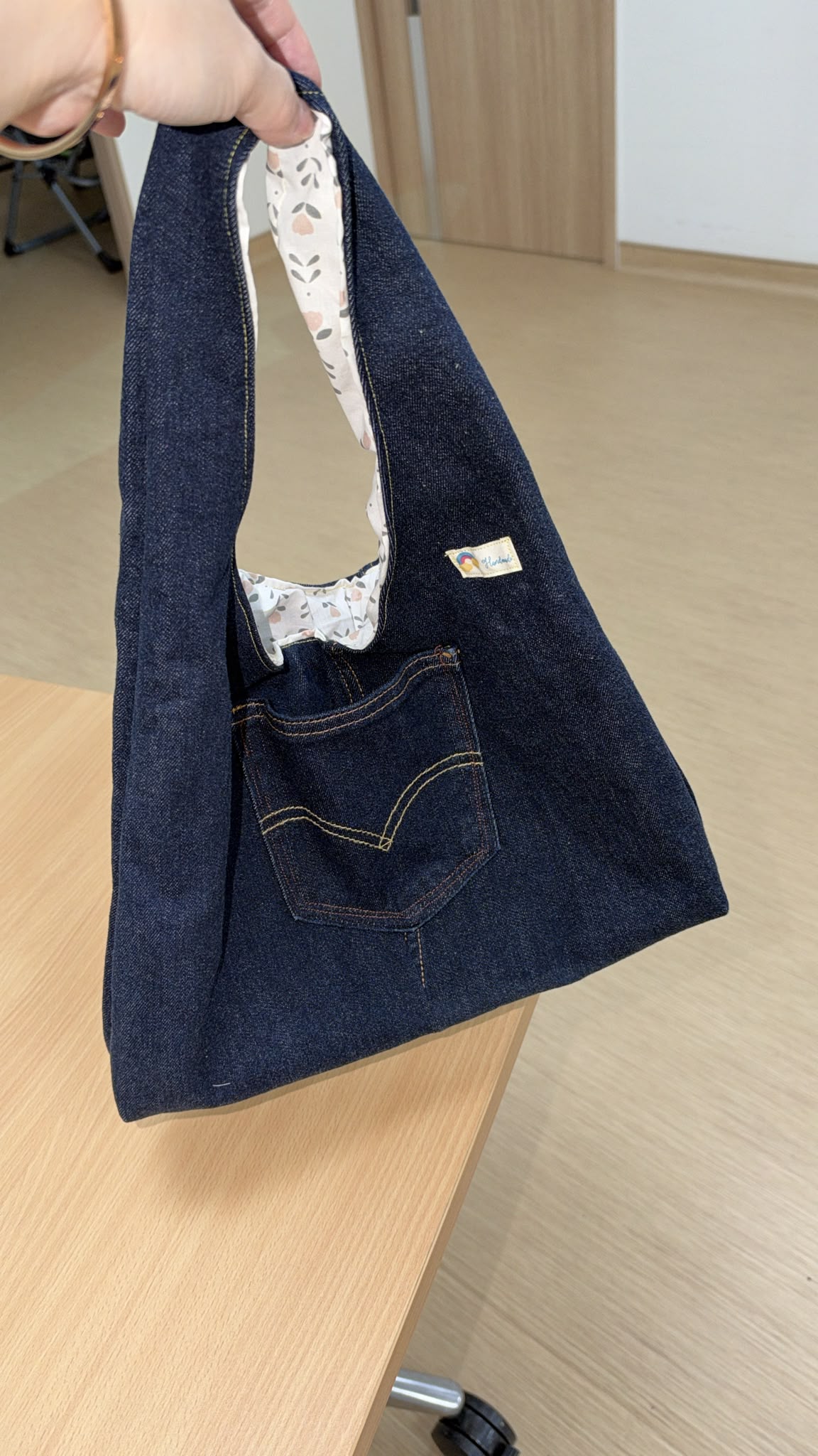The Denim Upcycling Renewal: Shoulder Hobo Bag Workshop