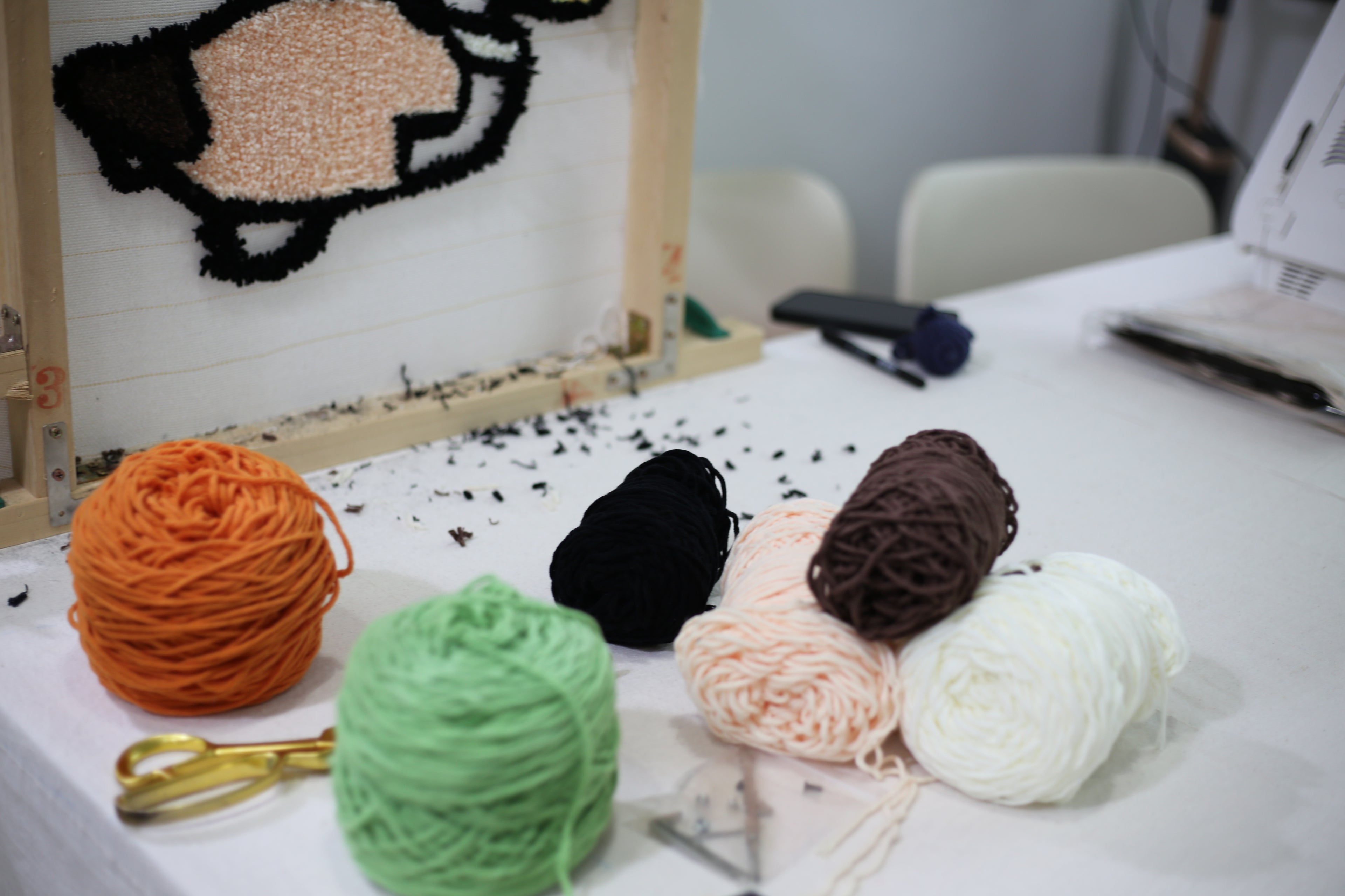 Rug Tufting: Duck H*man M*de