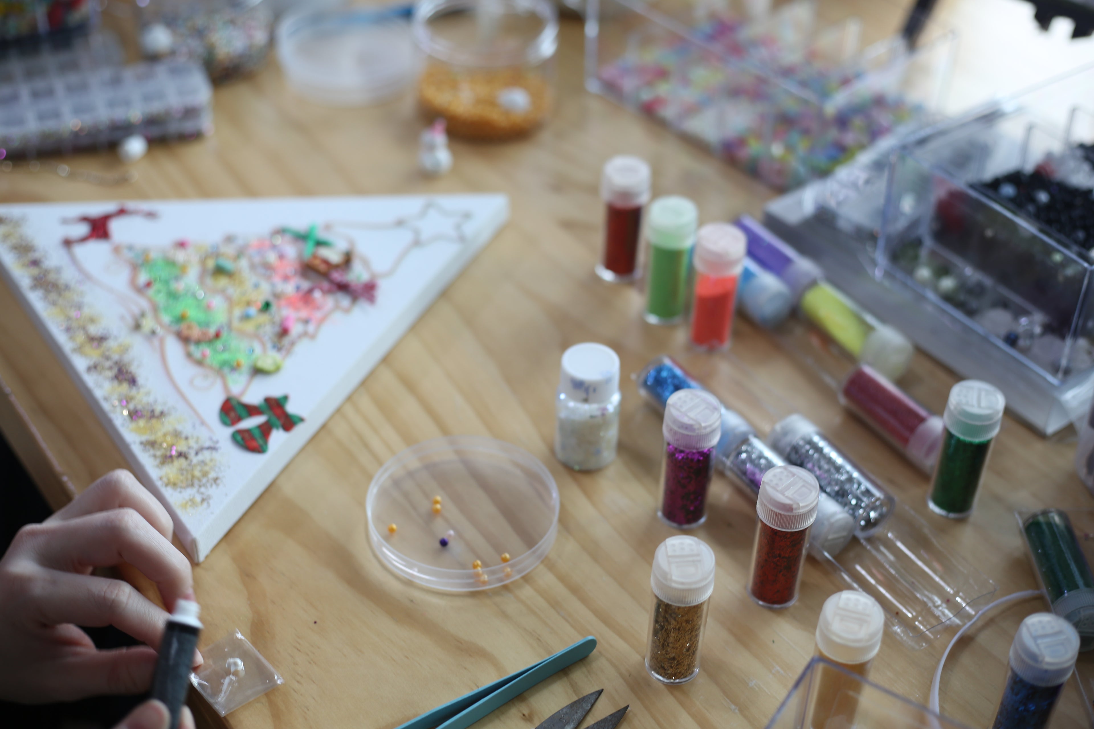Painting With Acrylic: Christmas Glitter