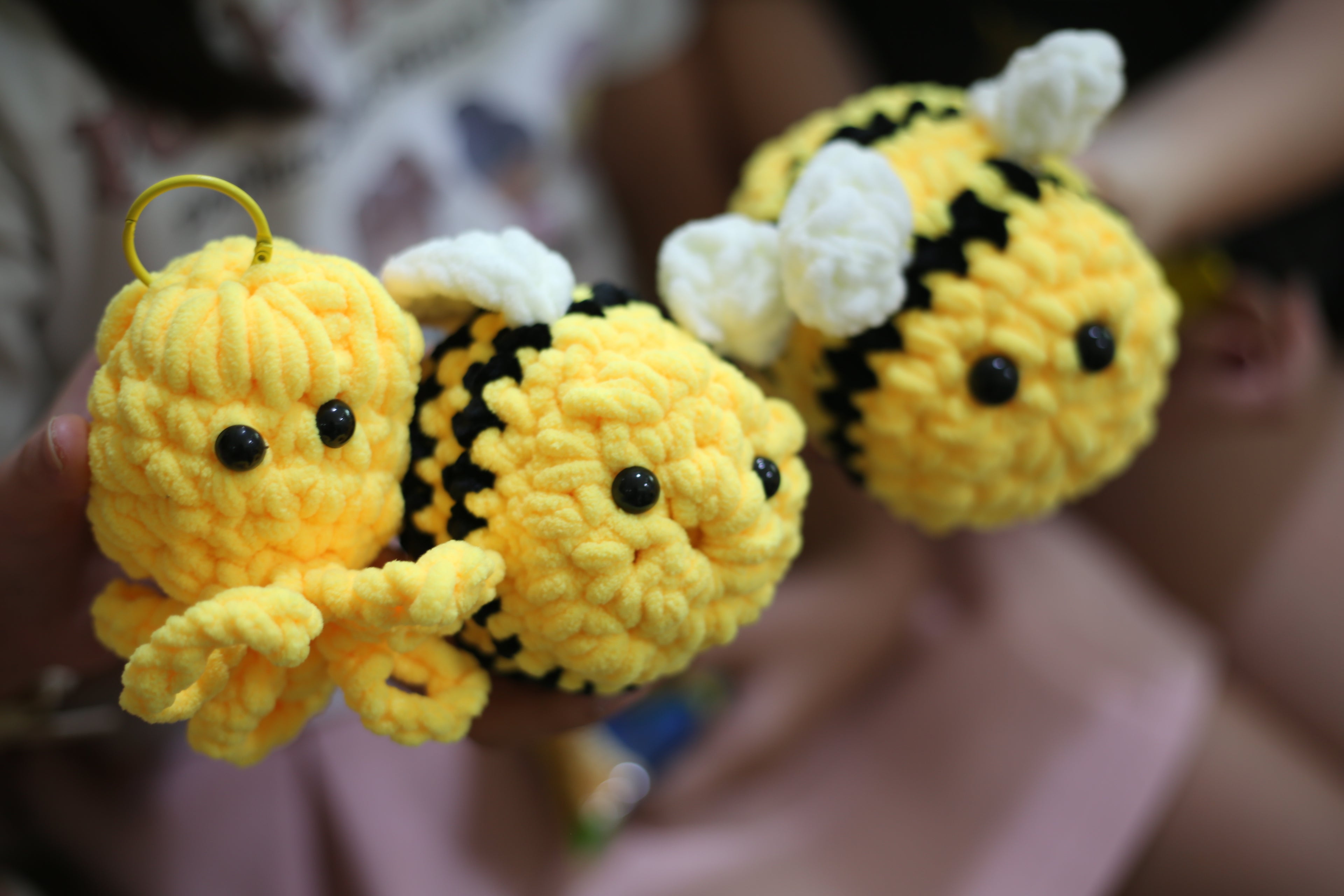 Amigurumi Crochet a Bumblebee Plushie